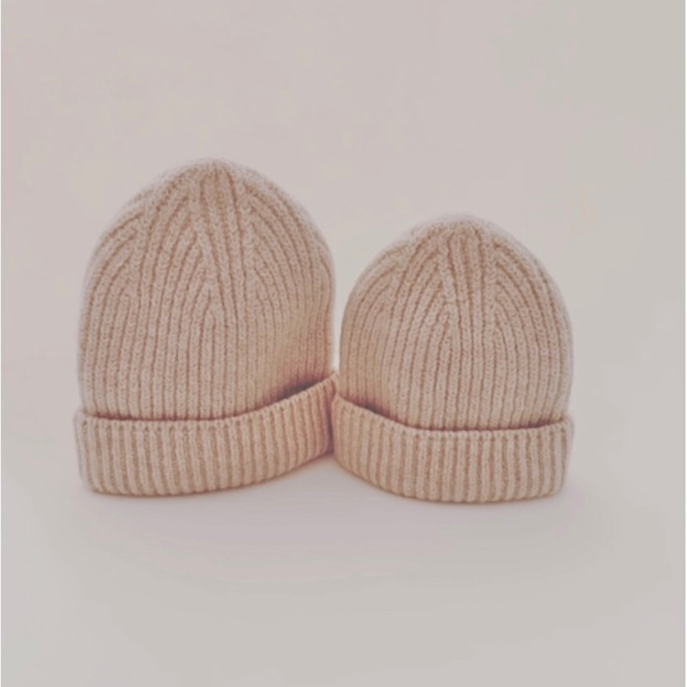 Merino wool beanie. 6-12 months